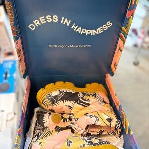 FARM Rio Yellow and Black Winter Boots